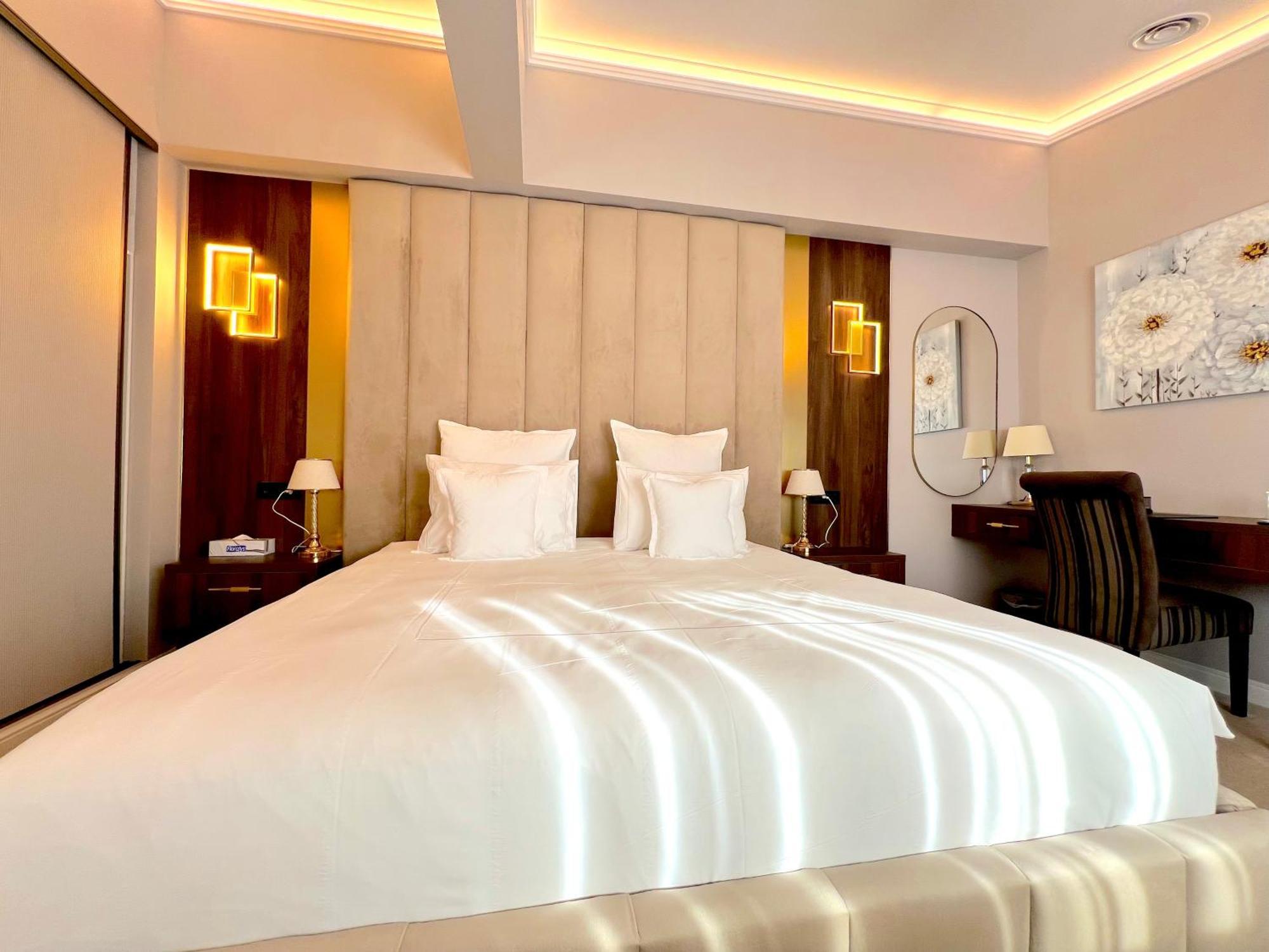 Hotel 5 Continents 4*
