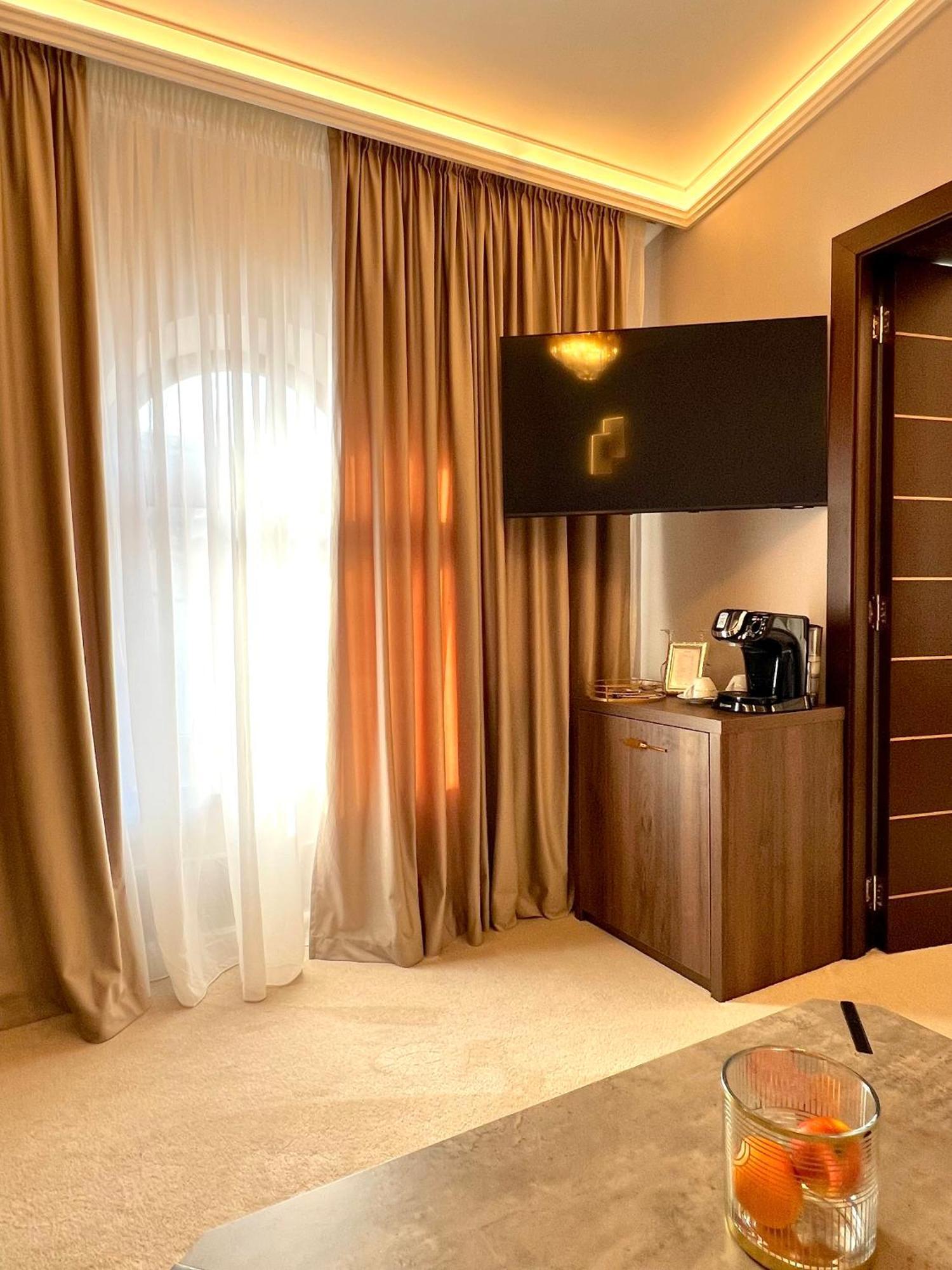 Hotel 5 Continents